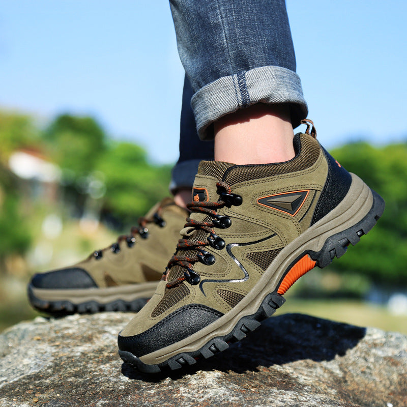 Men's new anti-slip and waterproof outdoor hiking shoes.