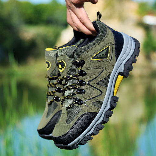 Men's new anti-slip and waterproof outdoor hiking shoes.